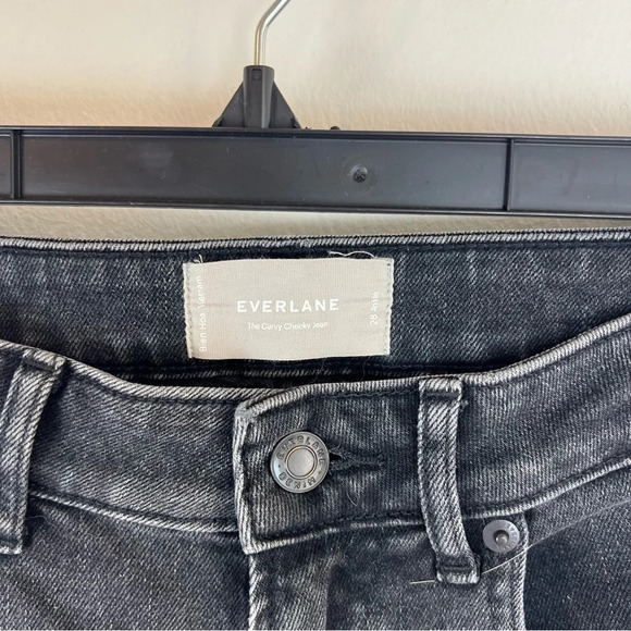 Everlane The Curvy Cheeky Jeans size 28 Black Straight Leg - Picture 5 of 9
